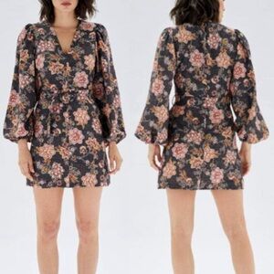 NWT MINKPINK Mehdya floral balloon sleeves mini dress Size S